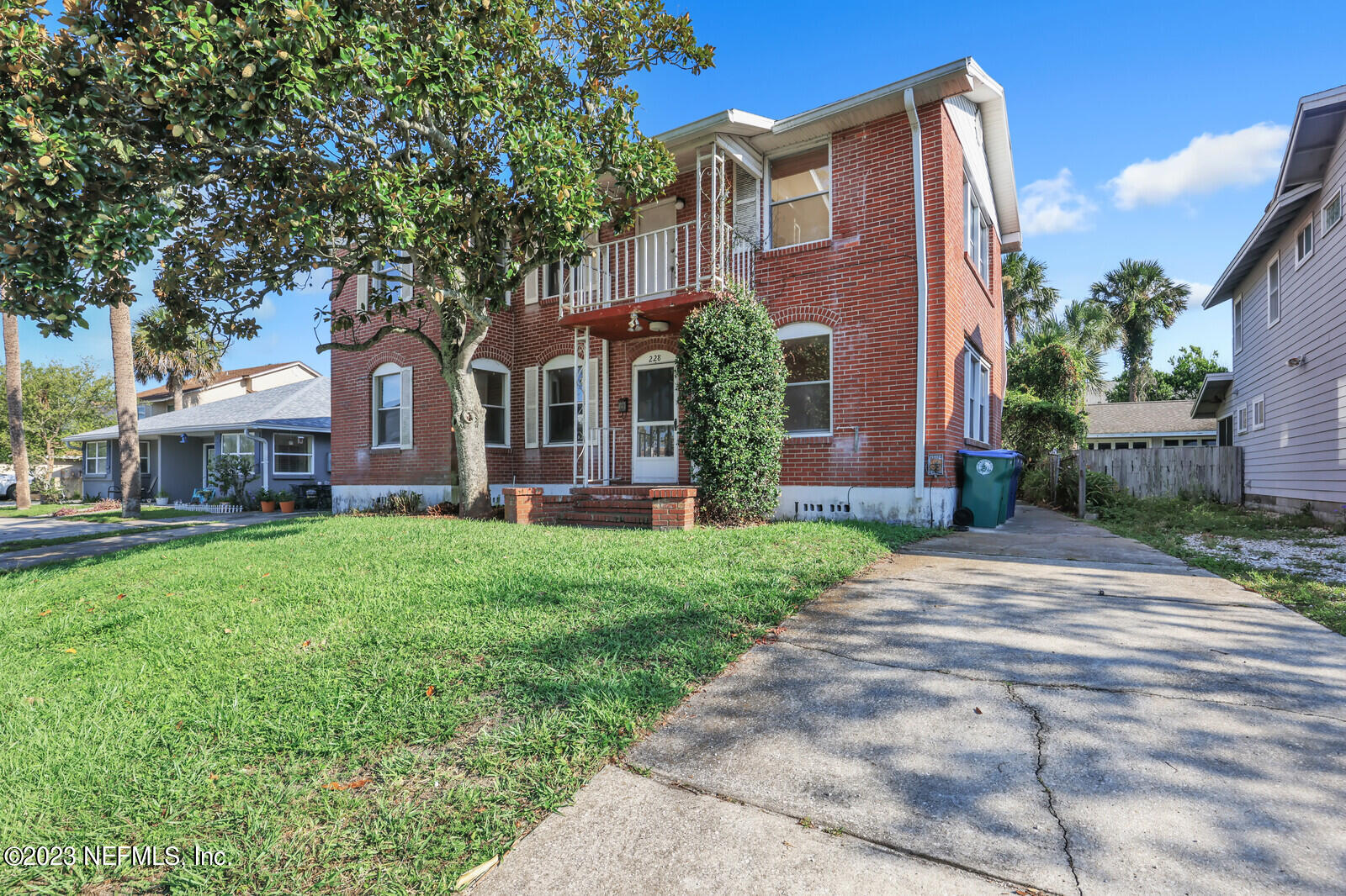 Neptune Beach, Florida 32266, United States, ,Residential,Pending,72286