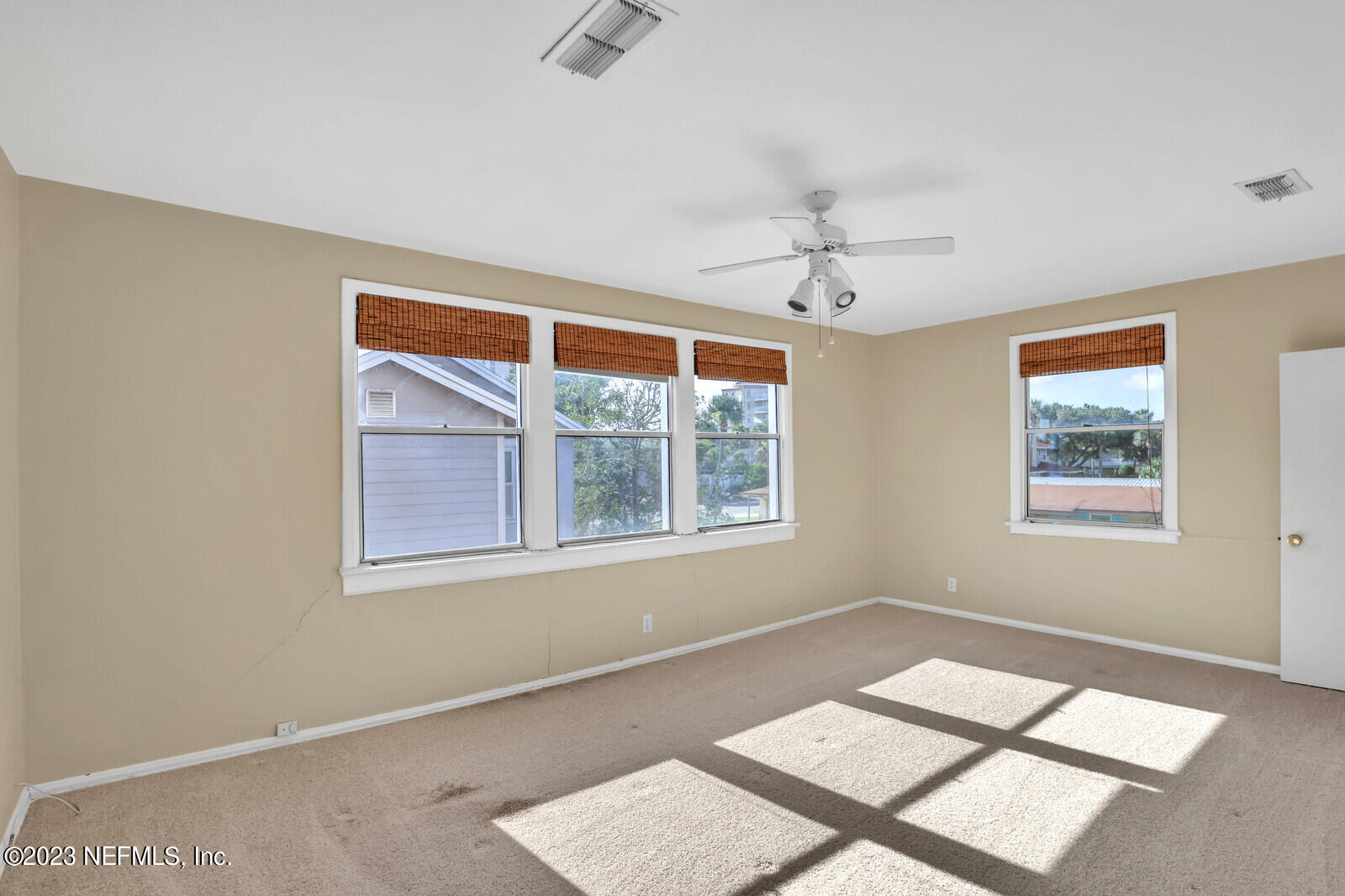 Neptune Beach, Florida 32266, United States, ,Residential,Pending,72286