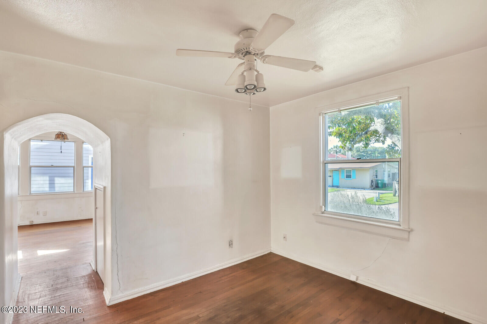 Neptune Beach, Florida 32266, United States, ,Residential,Pending,72286