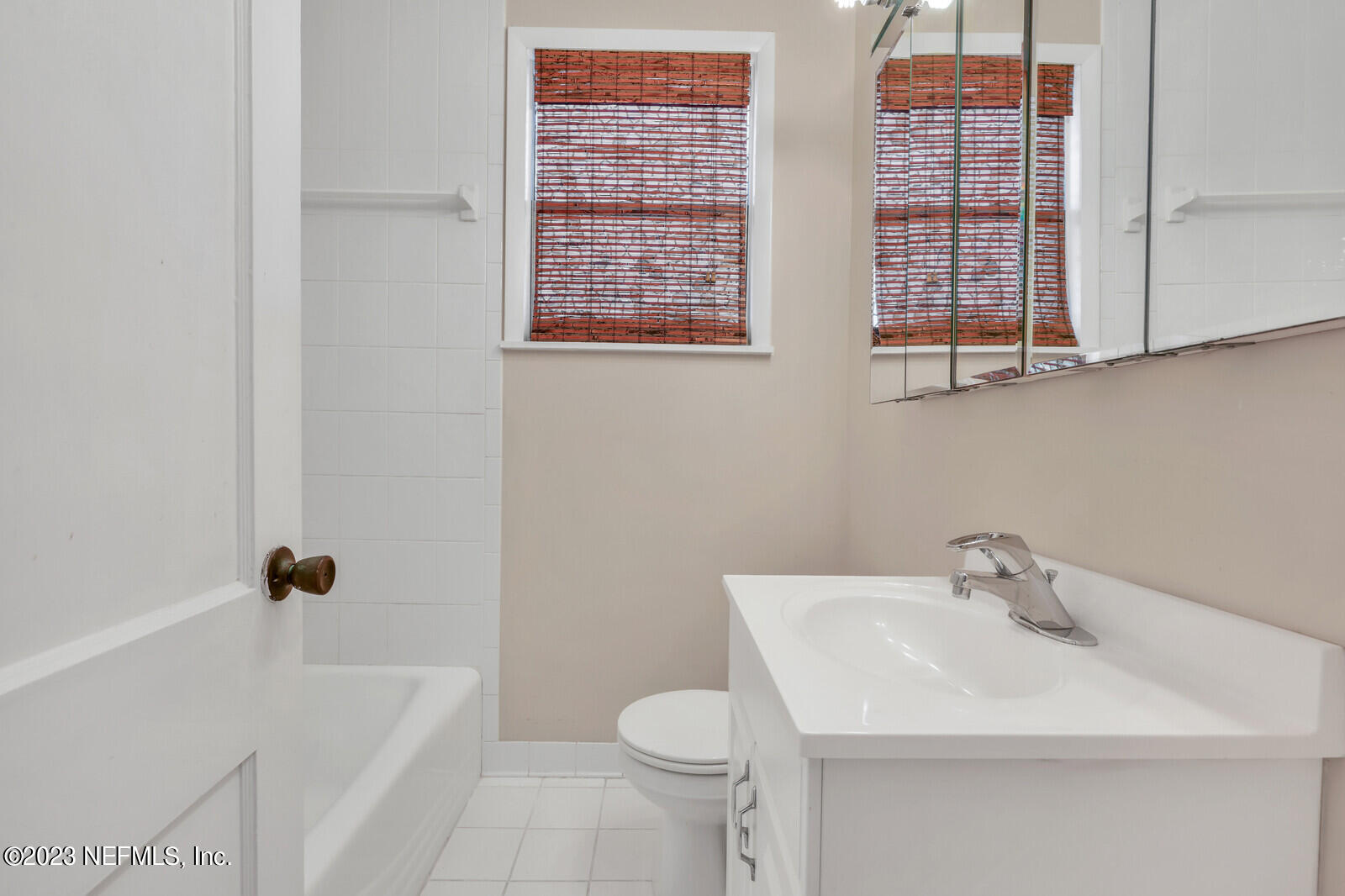 Neptune Beach, Florida 32266, United States, ,Residential,Pending,72286