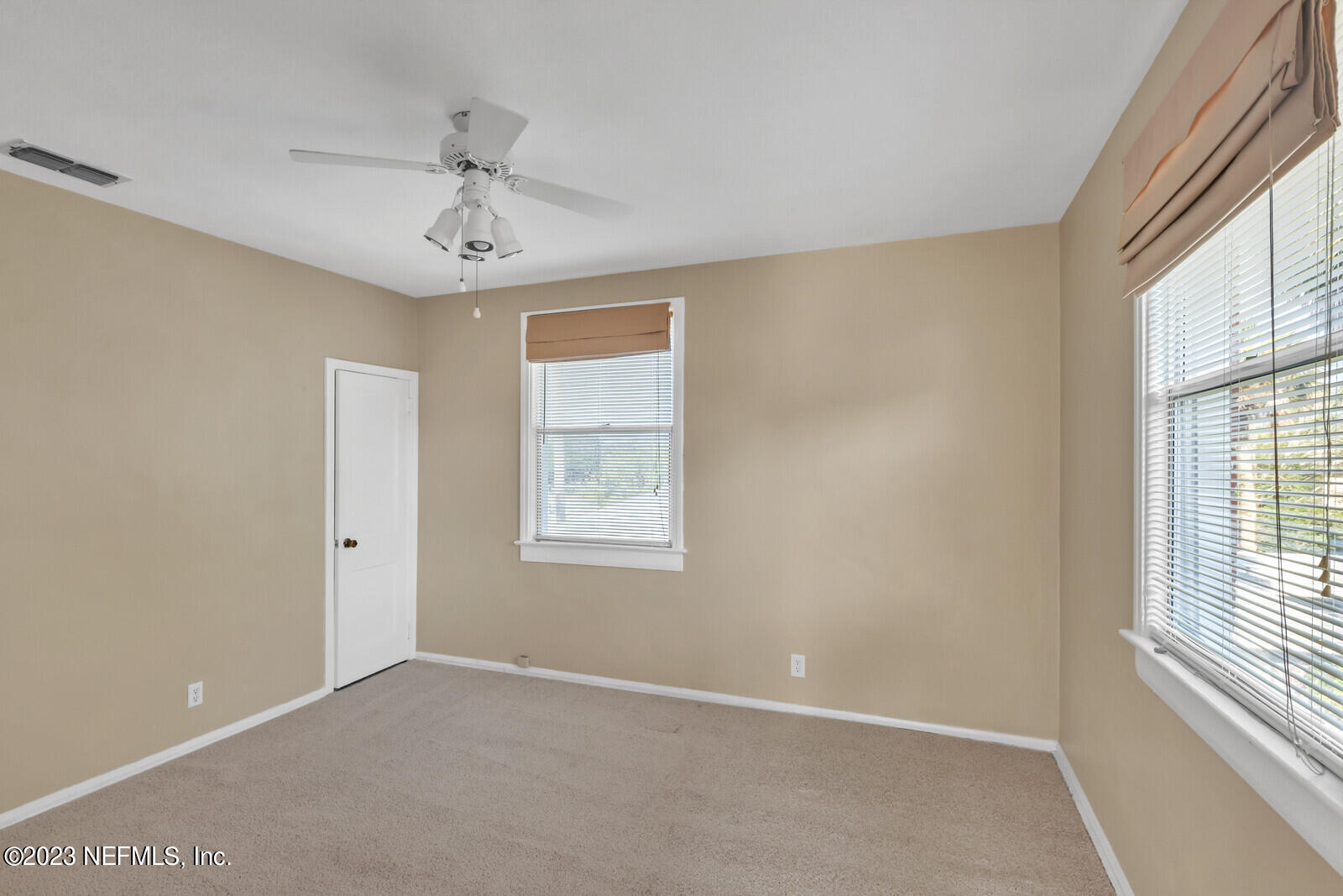 Neptune Beach, Florida 32266, United States, ,Residential,Pending,72286