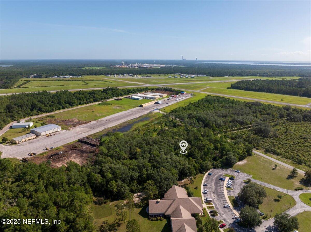 340 KAY LARKIN Drive