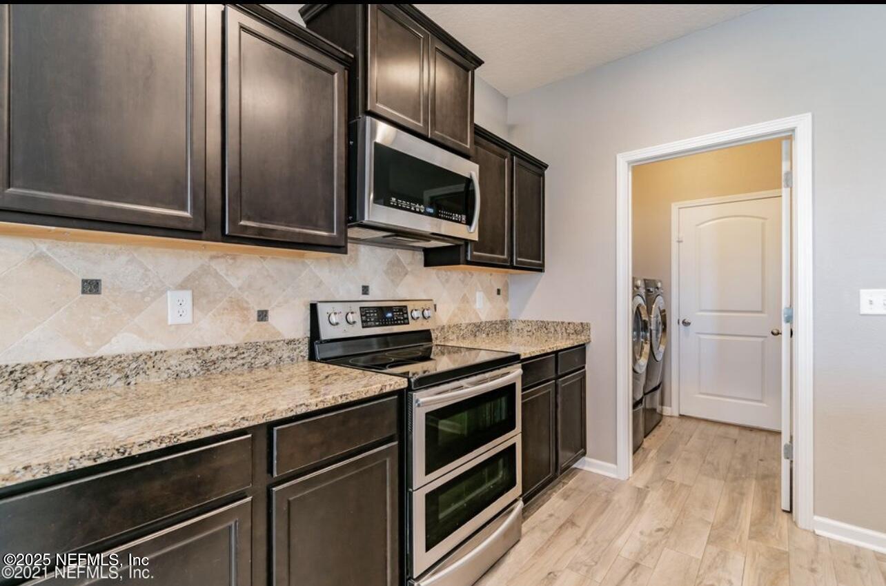 3296 HIDDEN MEADOW Court