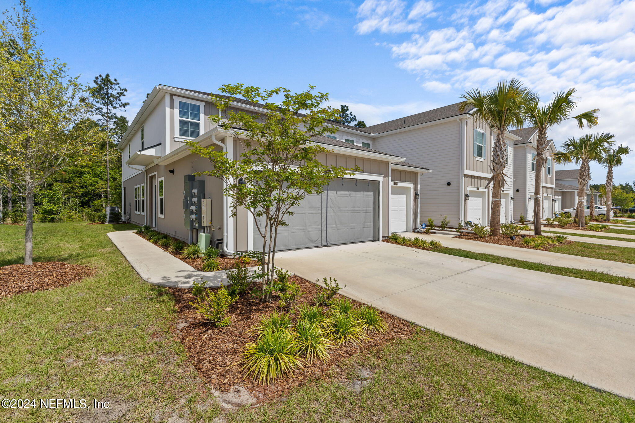 St Augustine, FL home for sale located at 525 Coastline Way, St Augustine, FL 32092