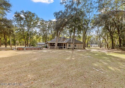 A home in Middleburg