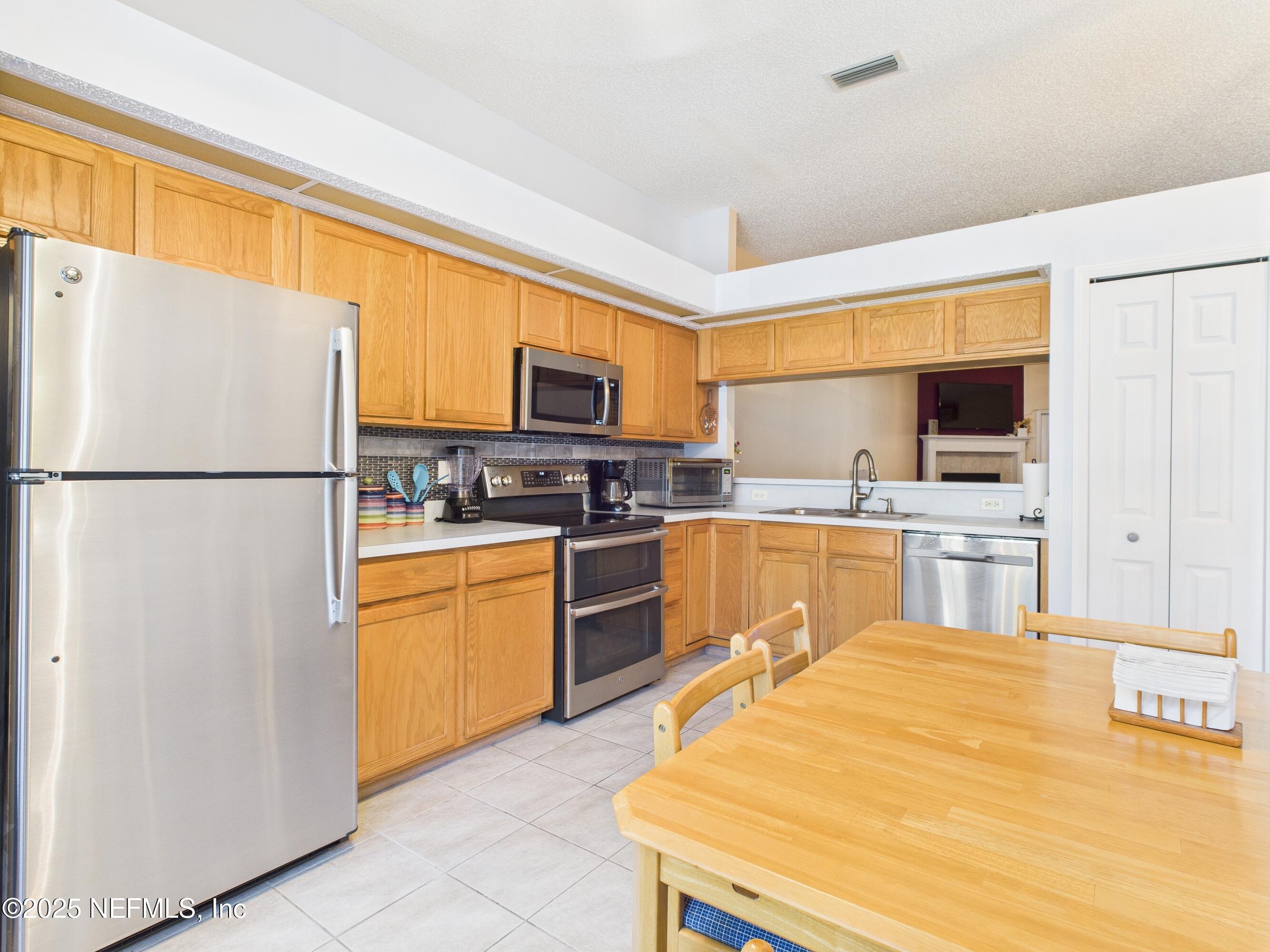 11630 BRUSH RIDGE Circle N