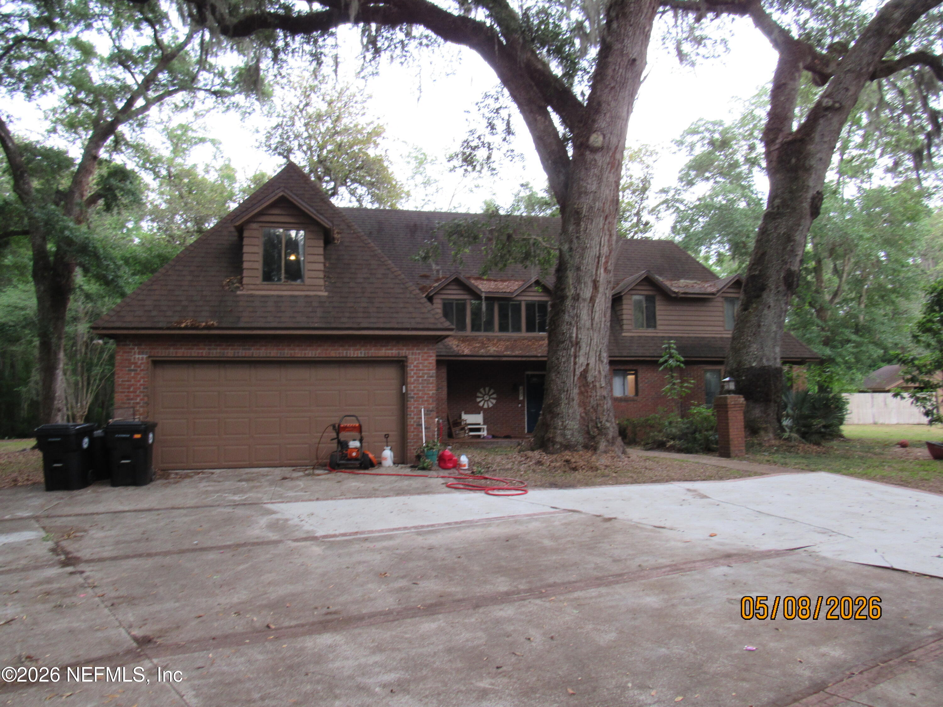 237 ADAMS Lane