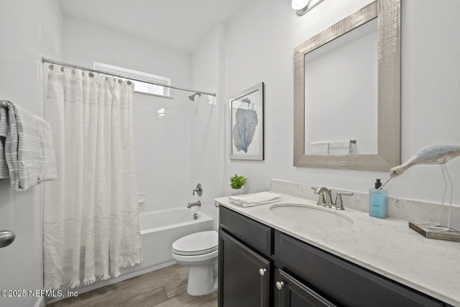 Ponte Vedra, Florida 32081, United States, 3 Bedrooms Bedrooms, ,2 BathroomsBathrooms,Residential,Pending,126784