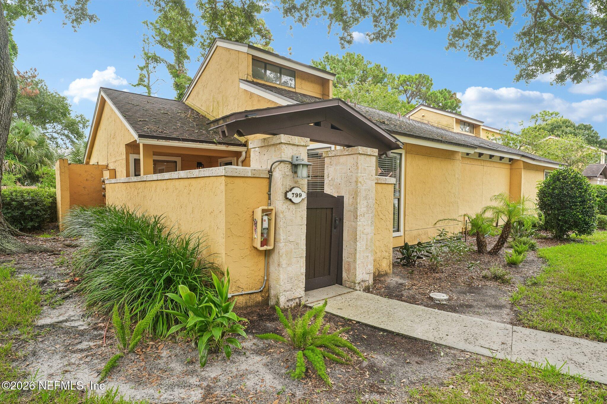 799 SANDPIPER Lane