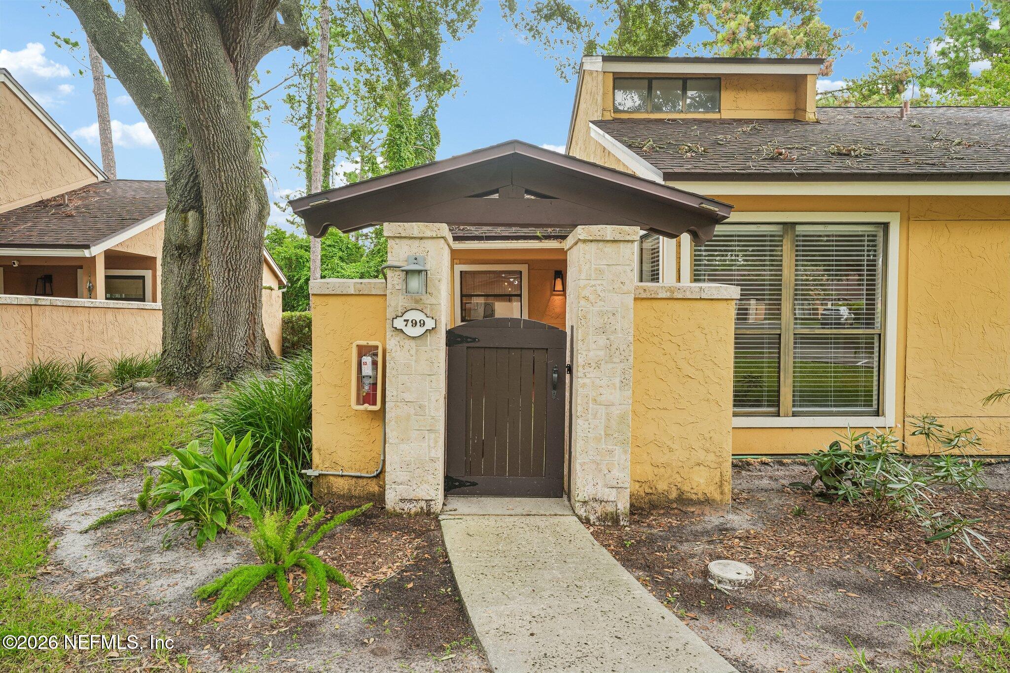 799 SANDPIPER Lane