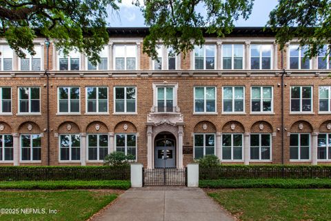 2525 COLLEGE Street 1214 Jacksonville FL 32204