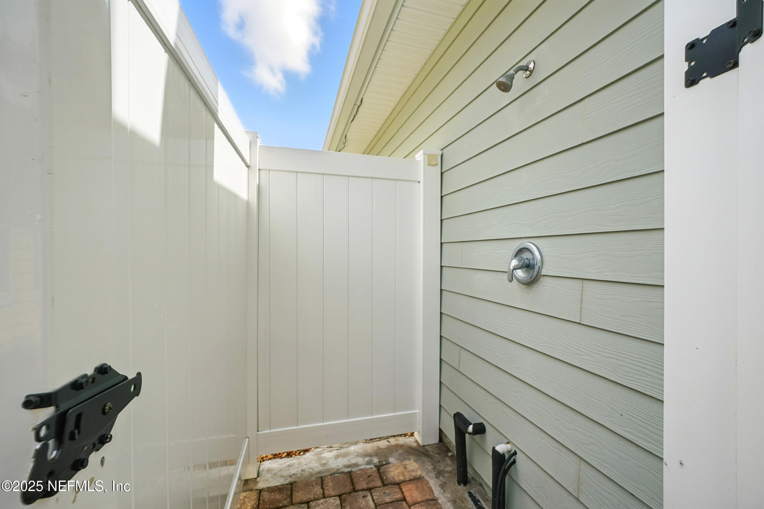 2307 SANDY BAY Lane