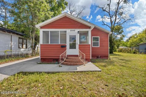 2550 SUMMIT Street Jacksonville FL 32204