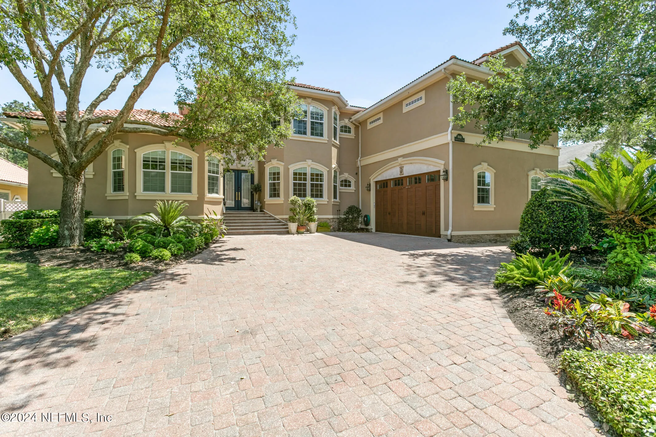 Jacksonville, Florida 32217, United States, 5 Bedrooms Bedrooms, ,5 BathroomsBathrooms,Residential,Active,9922