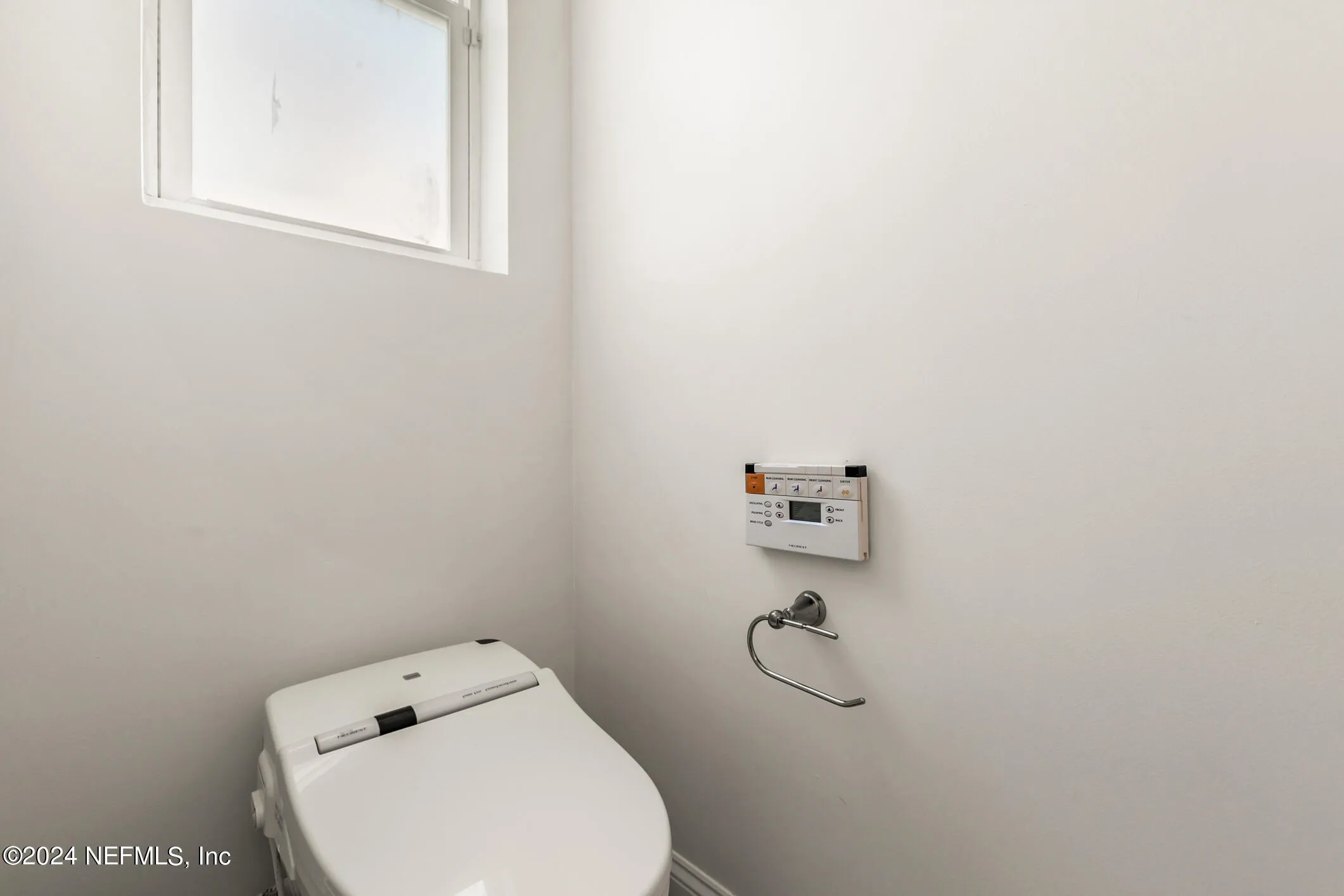 Jacksonville, Florida 32217, United States, 5 Bedrooms Bedrooms, ,5 BathroomsBathrooms,Residential,Active,9922