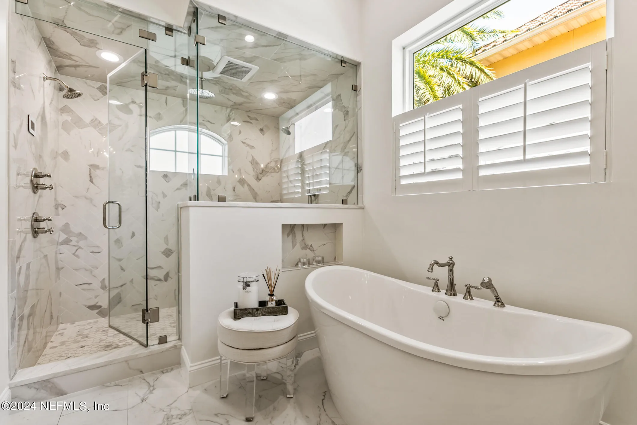 Jacksonville, Florida 32217, United States, 5 Bedrooms Bedrooms, ,5 BathroomsBathrooms,Residential,Active,9922