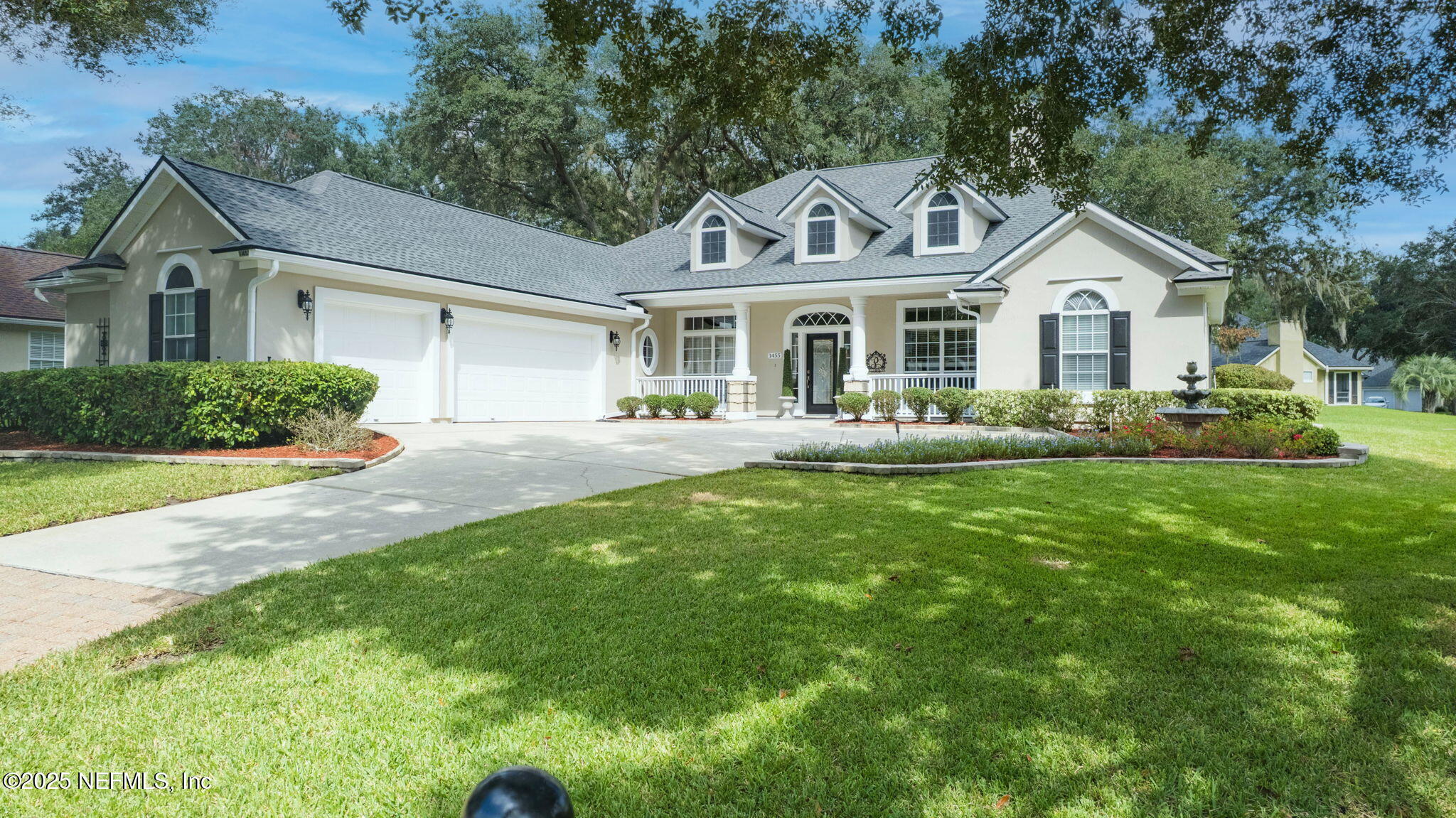 1455 SCENIC OAKS Drive