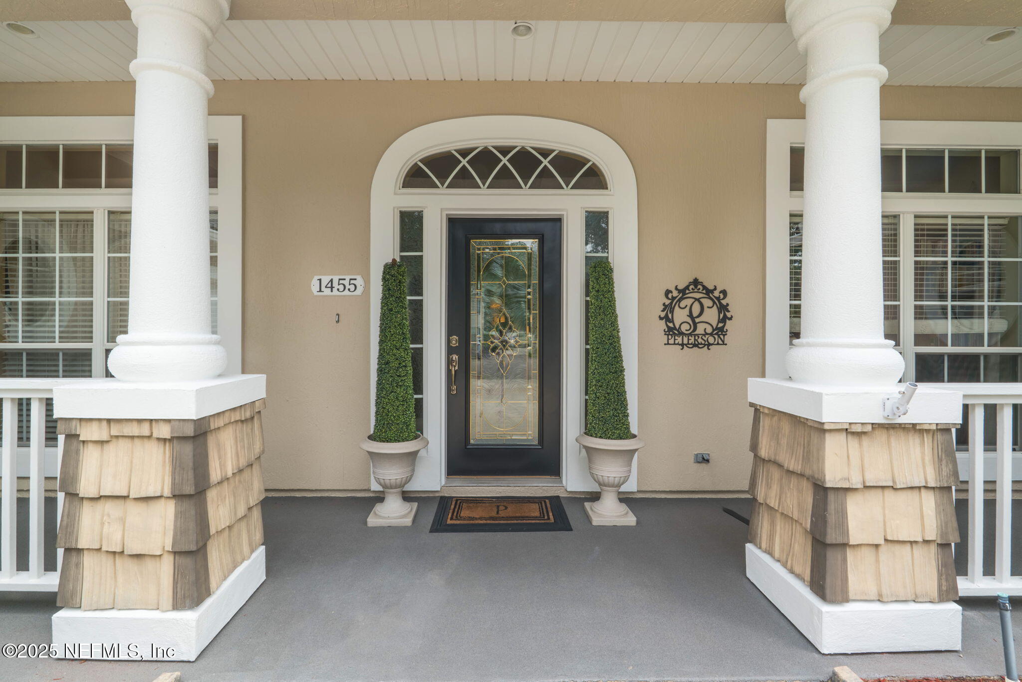 1455 SCENIC OAKS Drive
