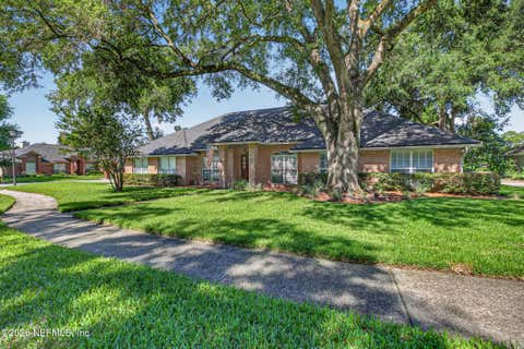 Photo of 12238 NOBLEMAN Drive, Jacksonville, FL 32223 (MLS # 2152622)