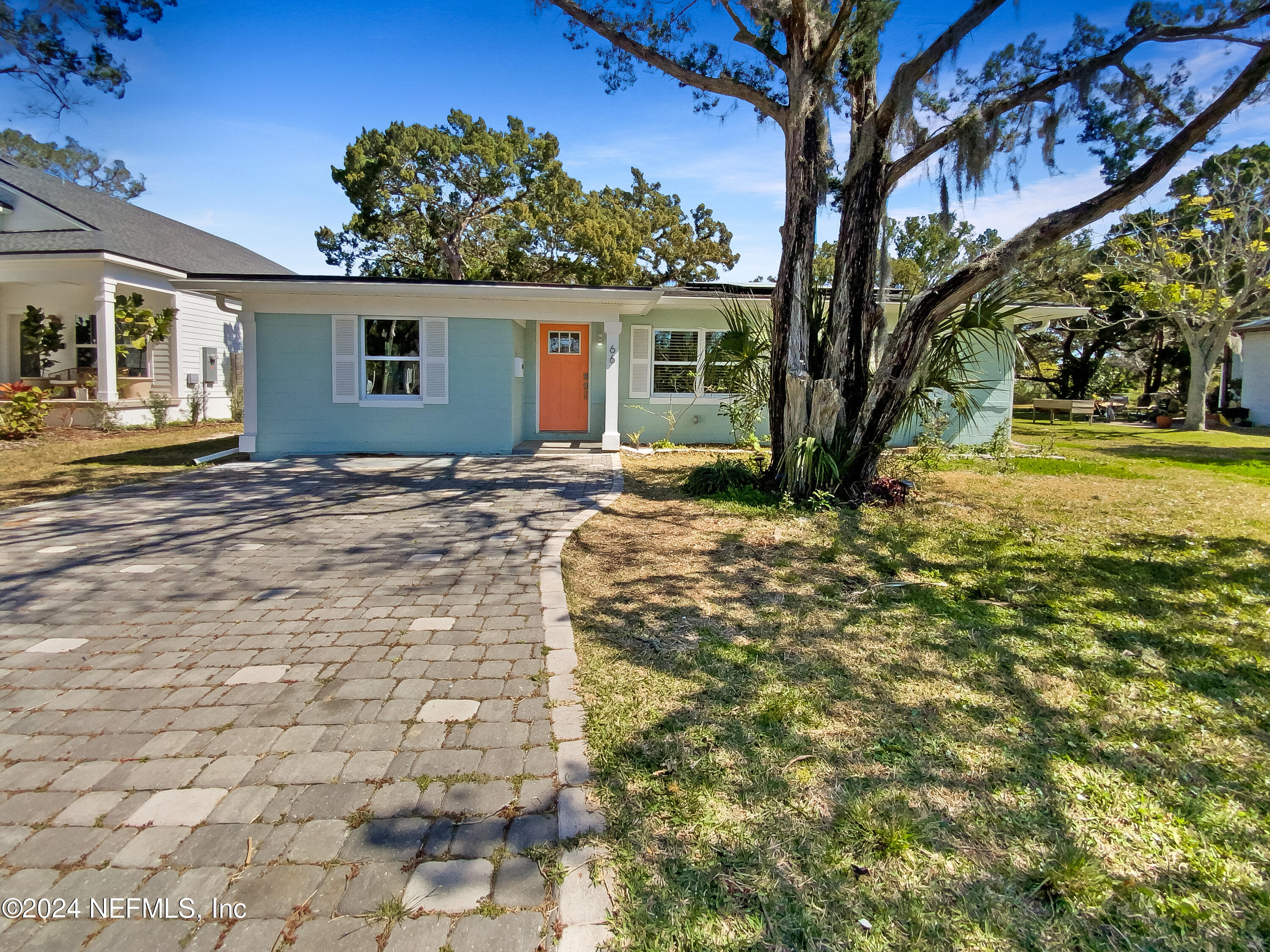 St Augustine, FL home for sale located at 66 Coquina Avenue, St Augustine, FL 32080