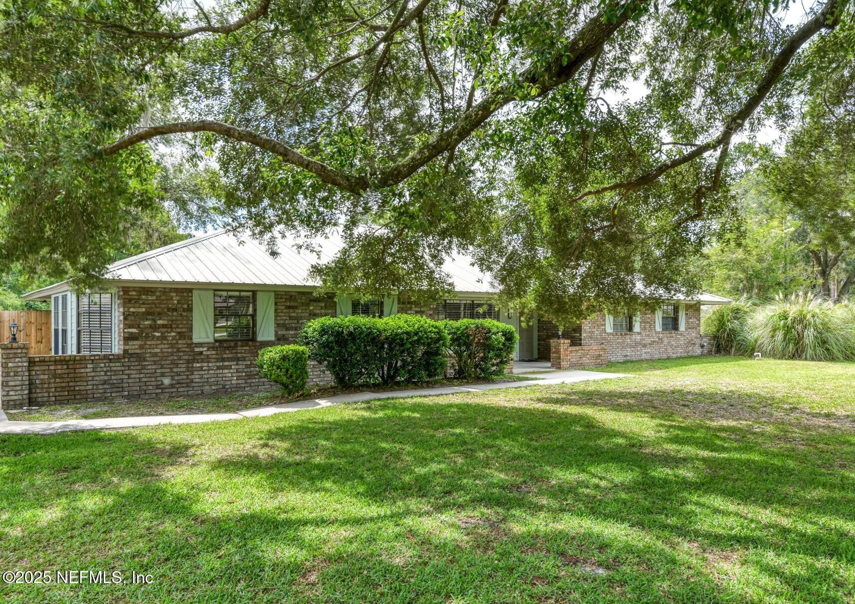 122 RAINTREE WOODS Trail