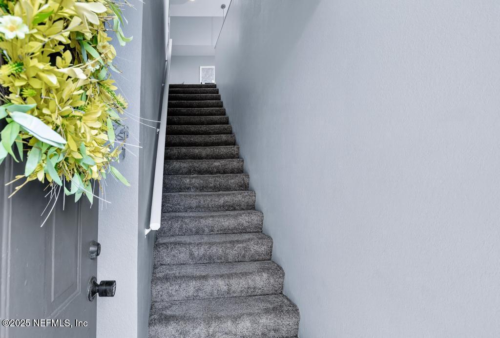 13700 RICHMOND PARK Drive N 207