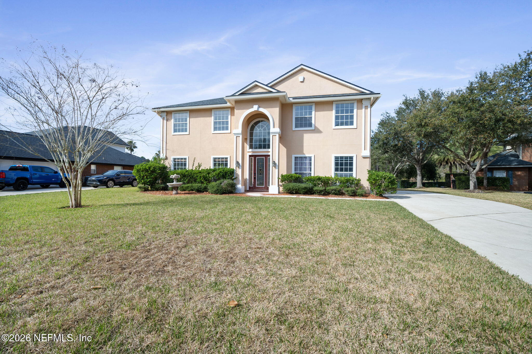 2408 GOLDEN BELL Lane