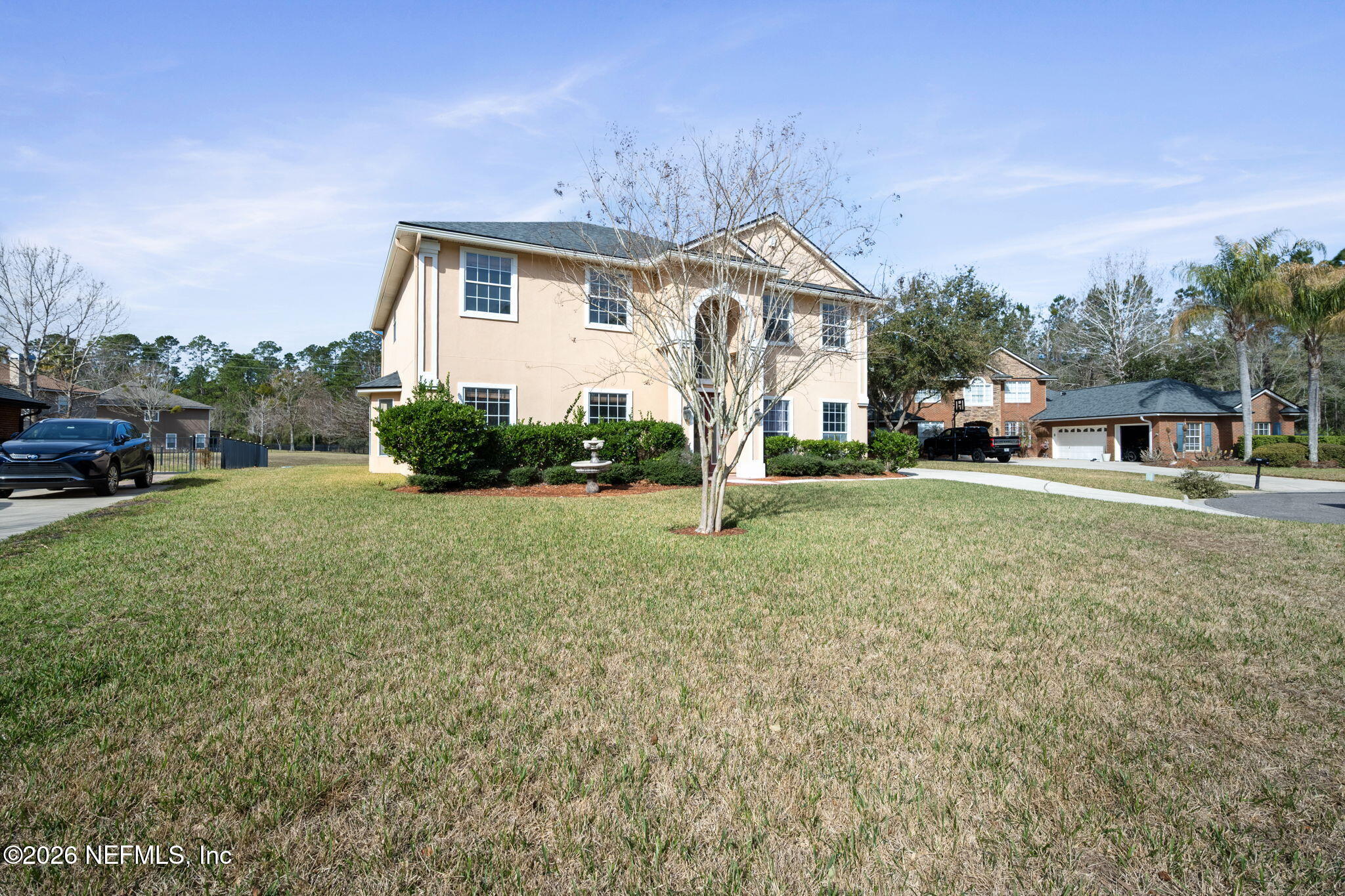2408 GOLDEN BELL Lane