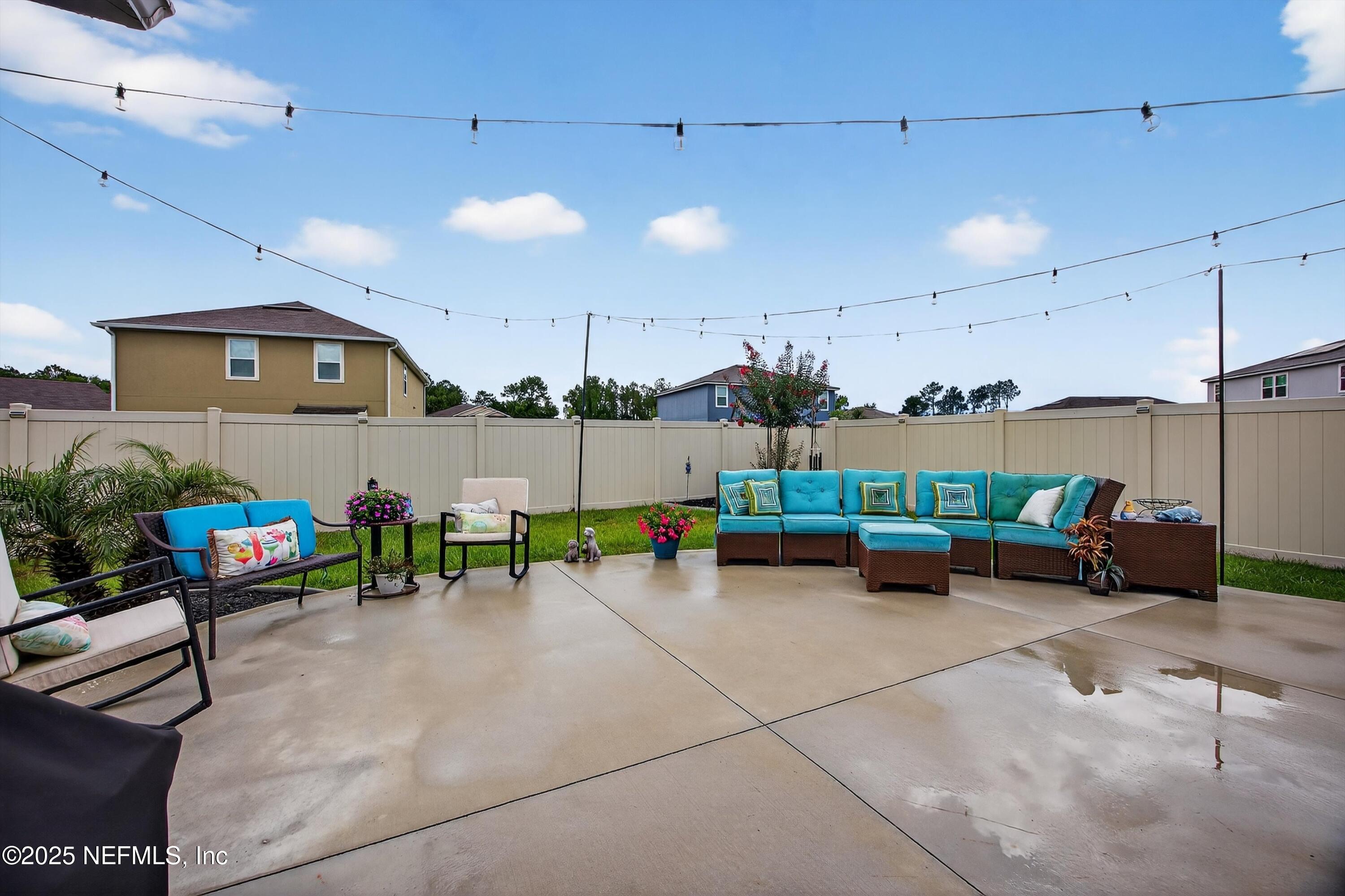 2069 DENTON TRACE