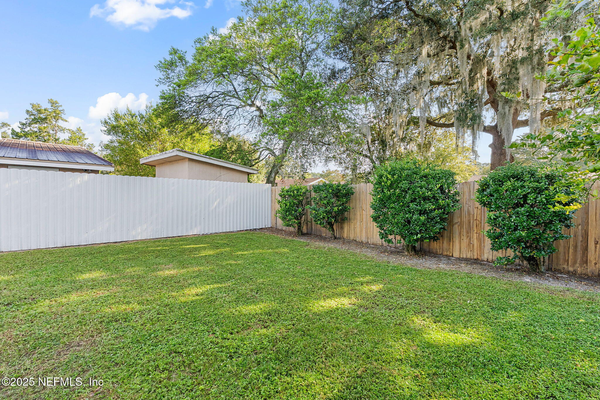 3225 SANDHURST Road E