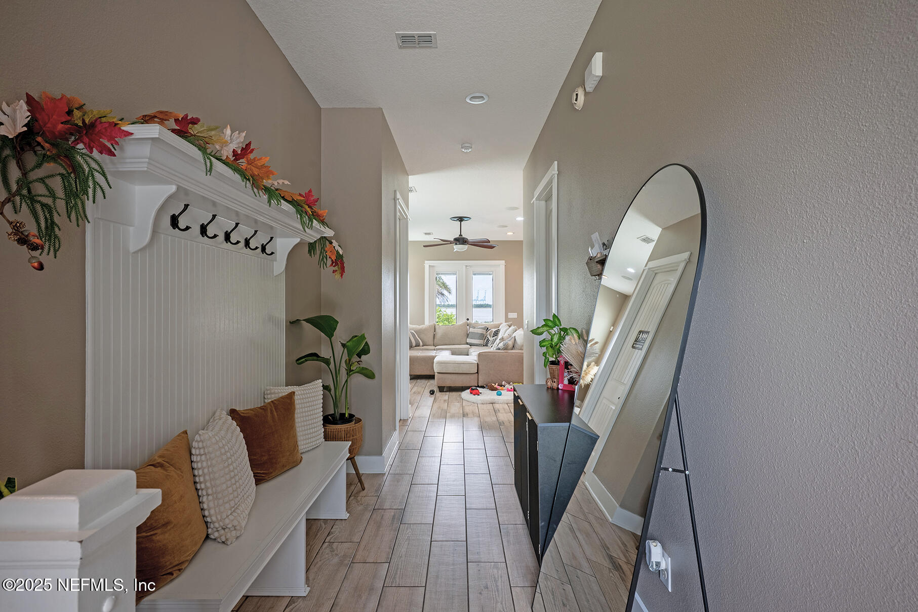 3693 LIGHTVIEW Lane