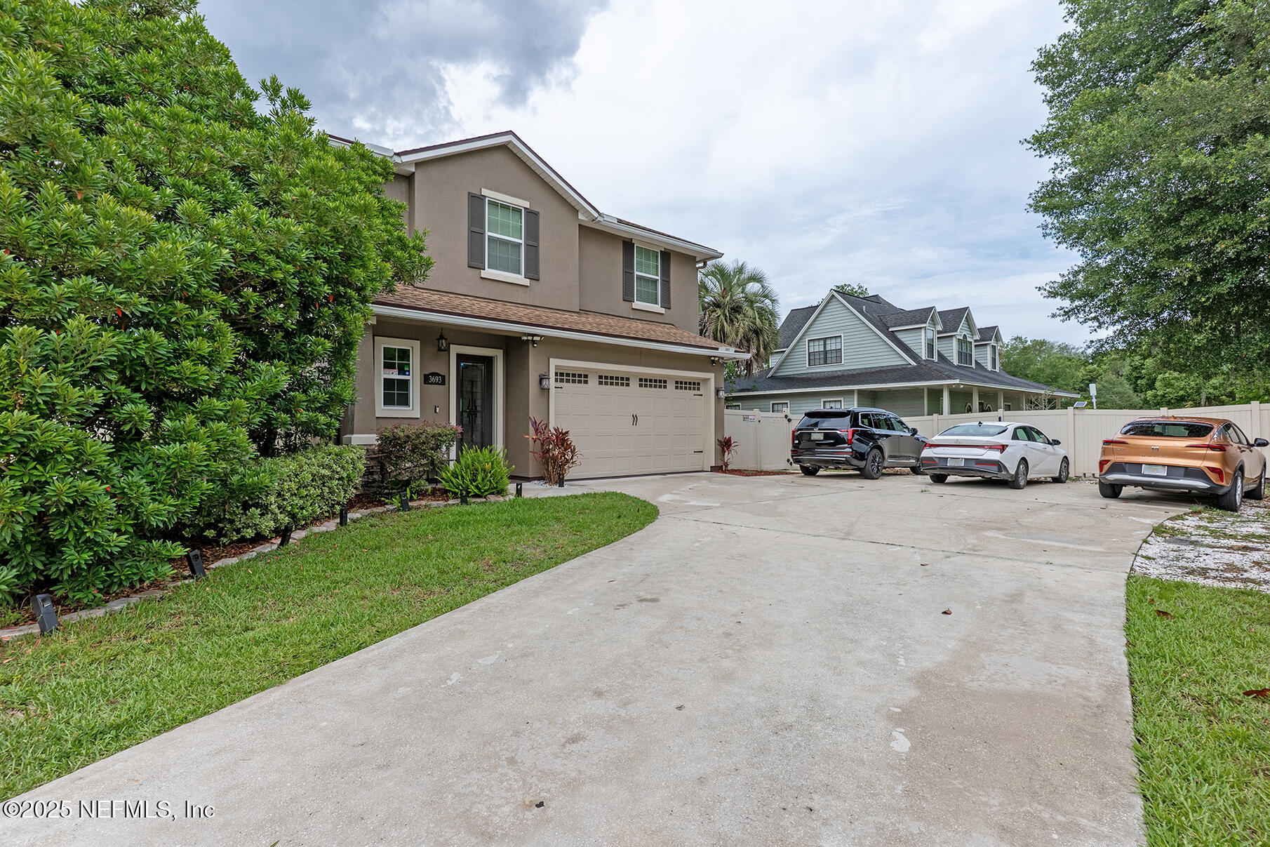 3693 LIGHTVIEW Lane