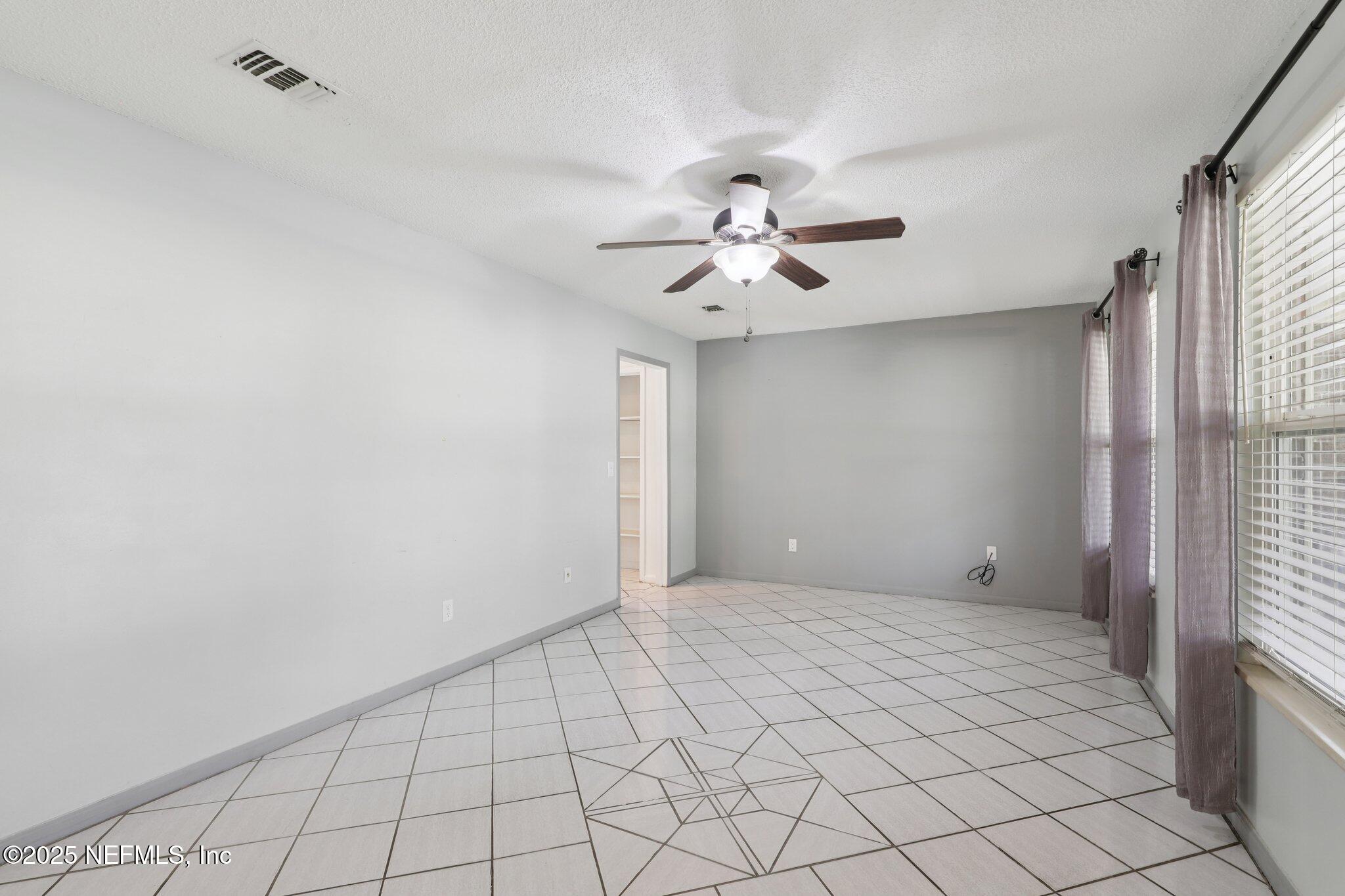 12221 GOVERNORS Drive W