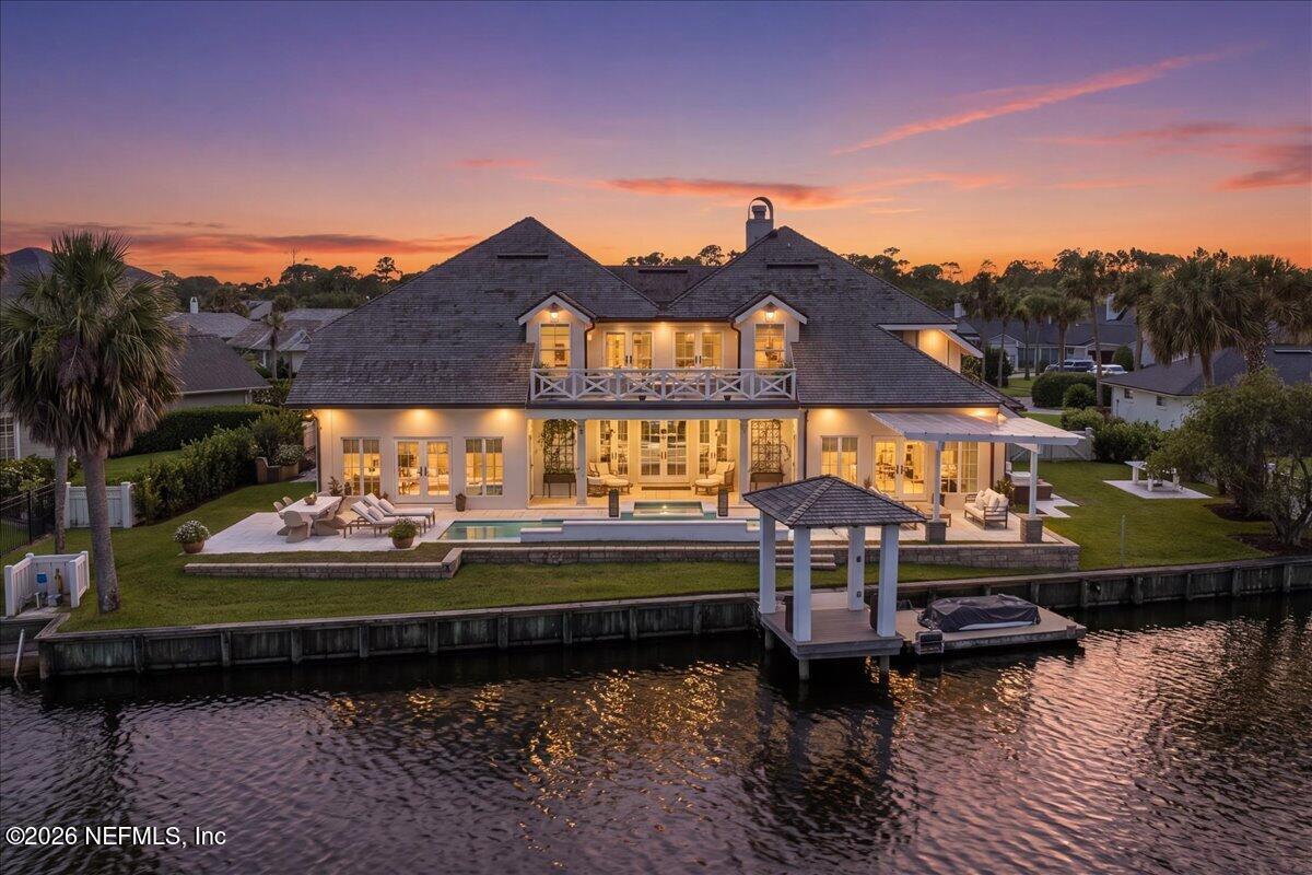 23 POINCIANA Way