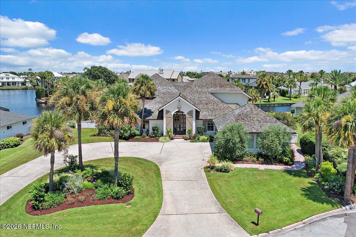 23 POINCIANA Way