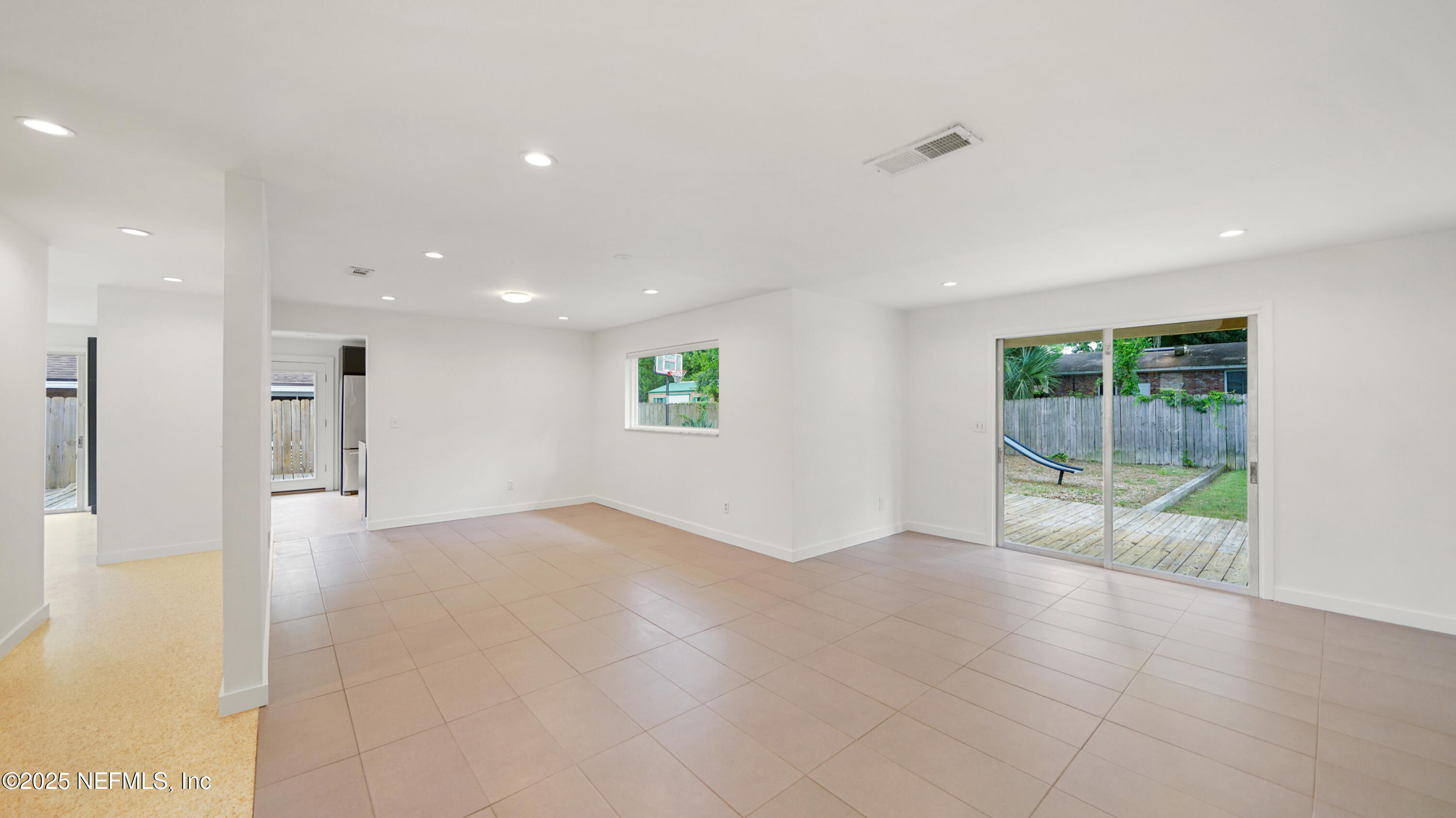 1352 SUNNYMEADE Drive