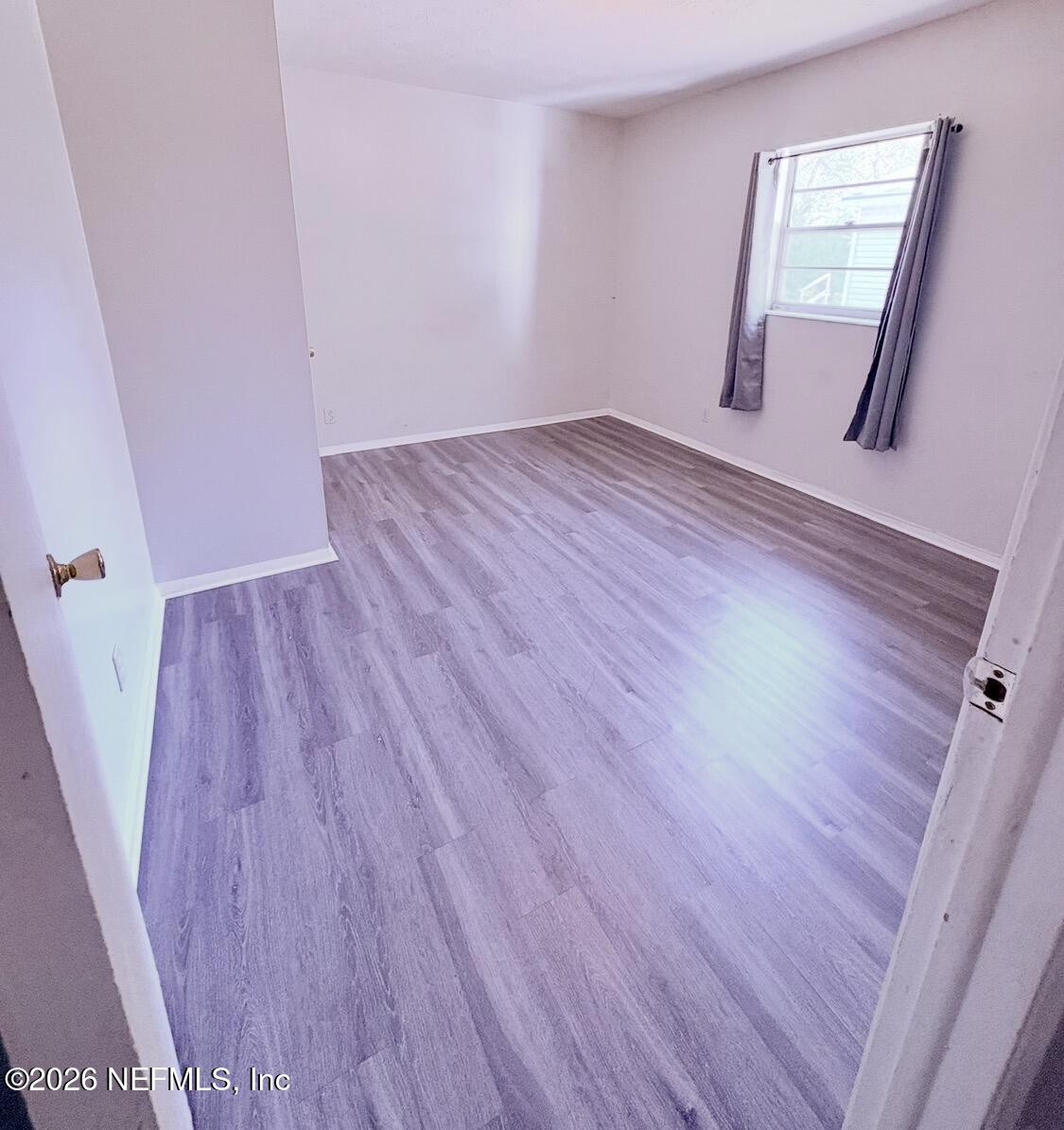 1930 W 6TH Street
