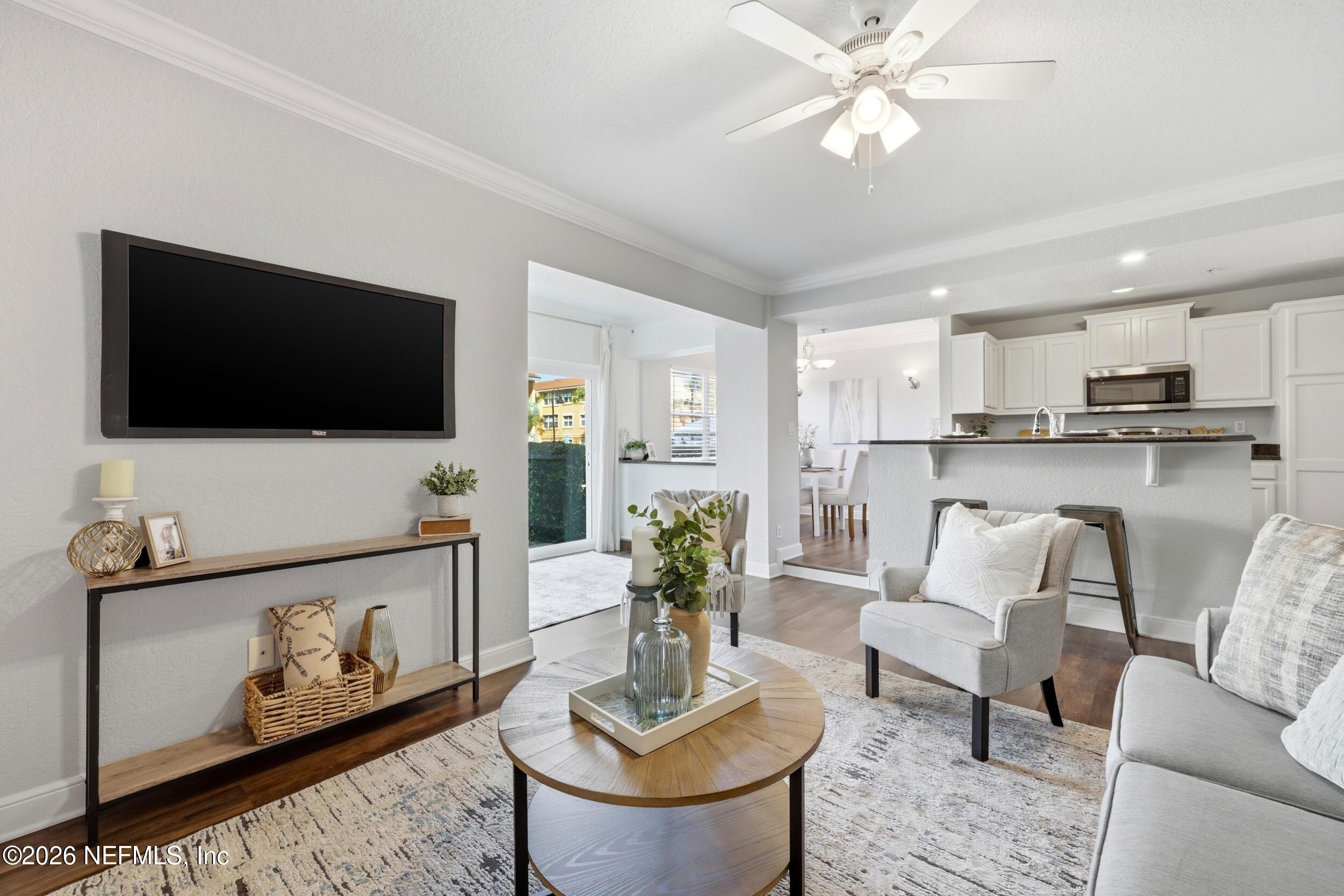 109 25TH Avenue S O11