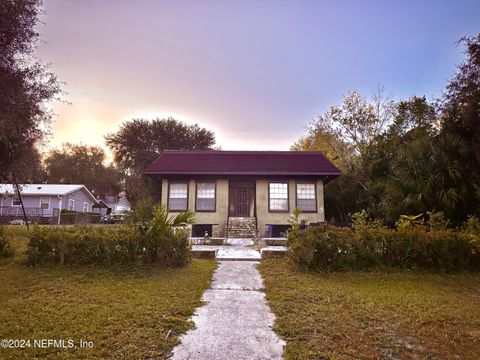 A home in Keystone Heights