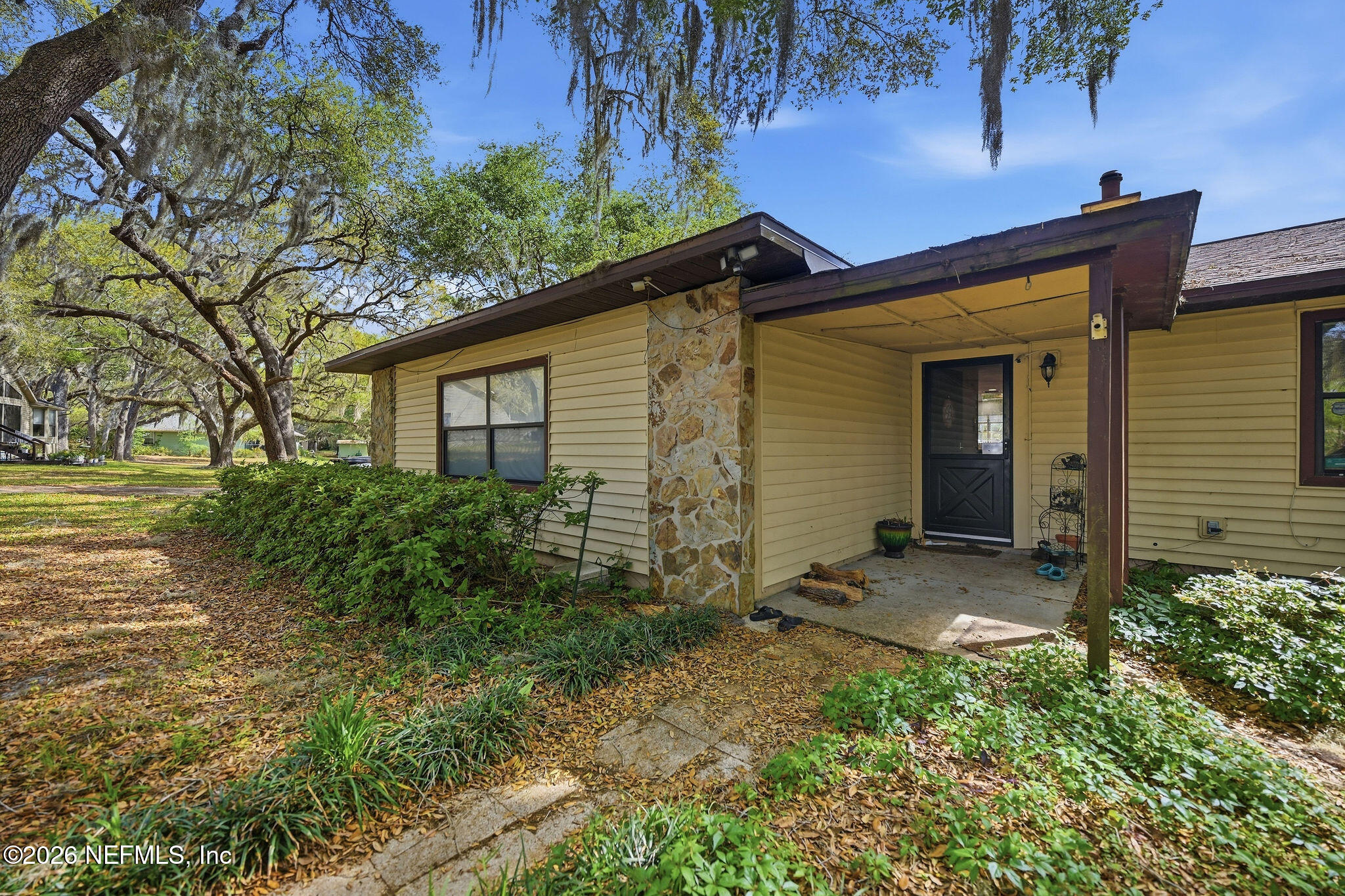 5781 S CRATER LAKE Circle