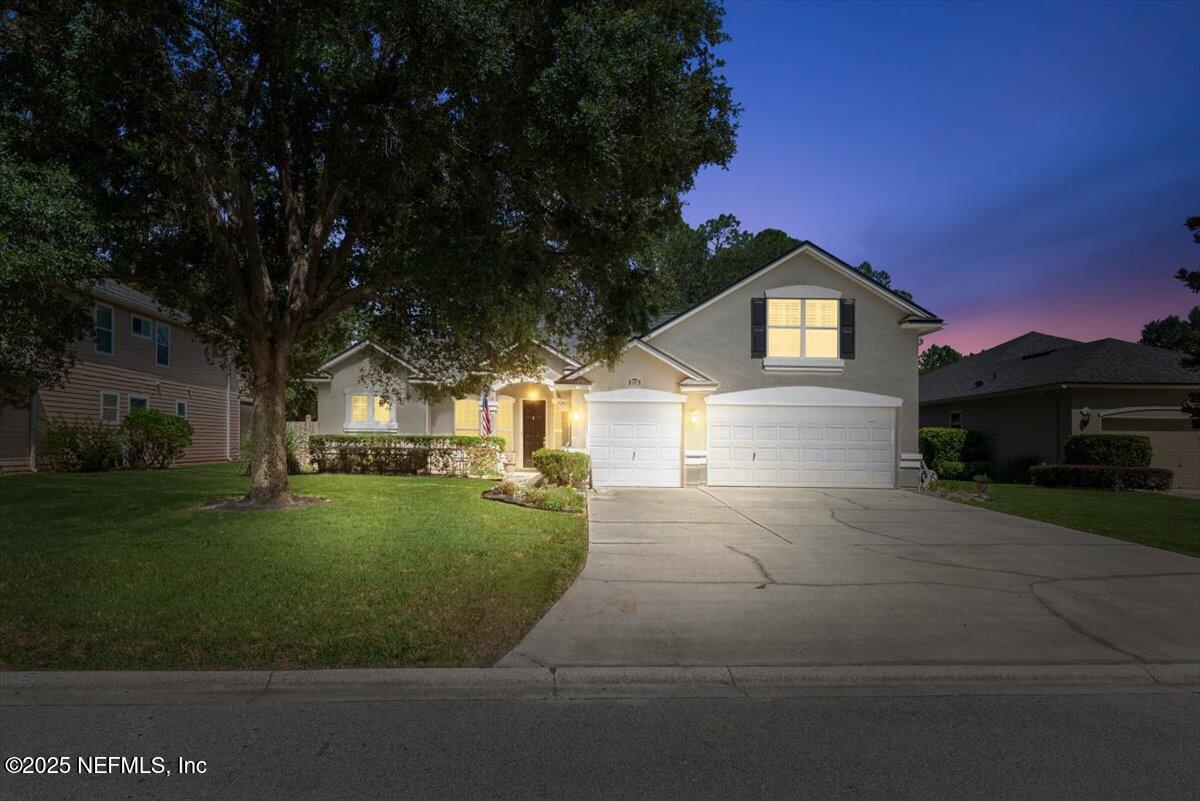 2114 THORN HOLLOW Court