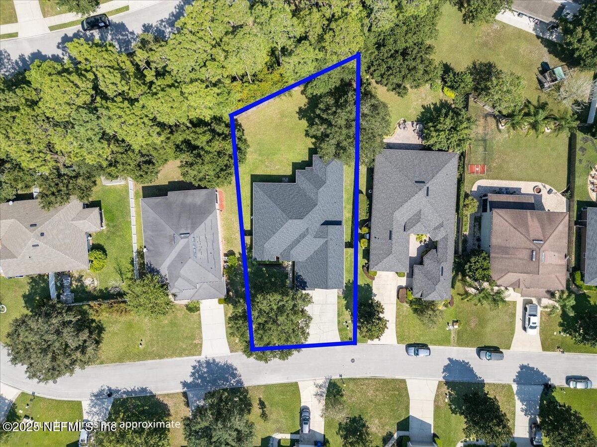 2114 THORN HOLLOW Court