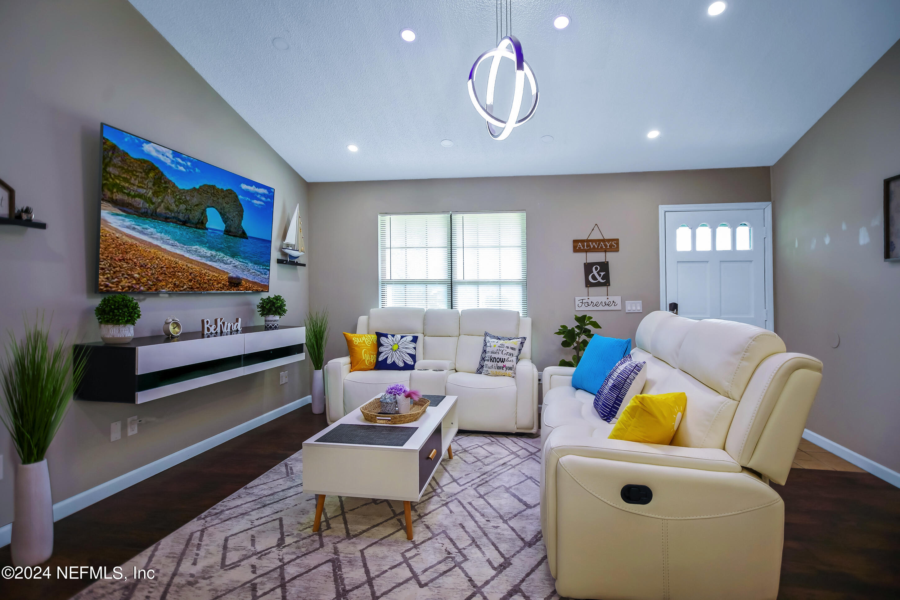 3255 MERGANZER Trail