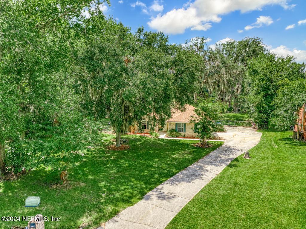 1242 KING JAMES Place
