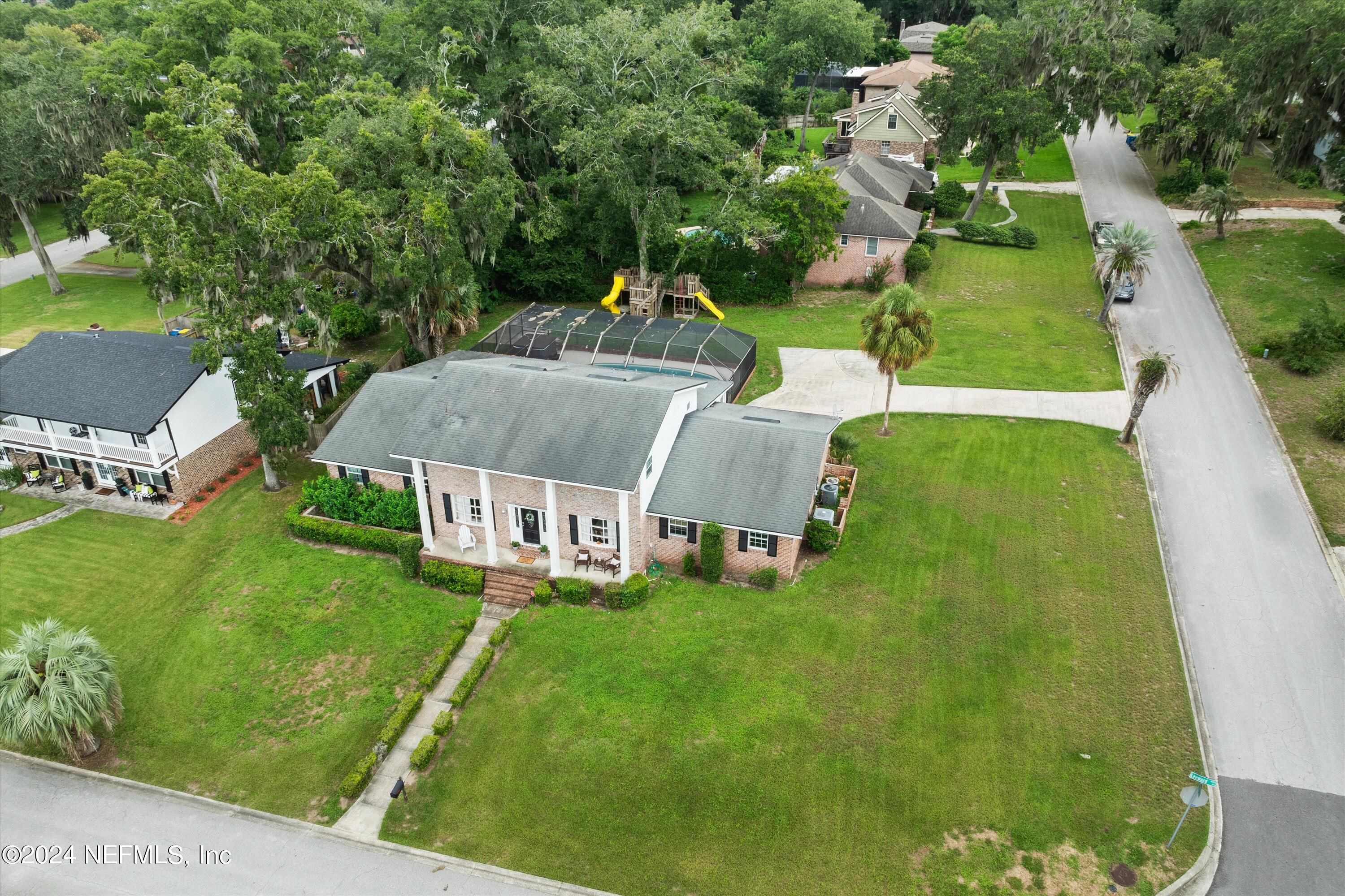 4151 LEEWARD Point