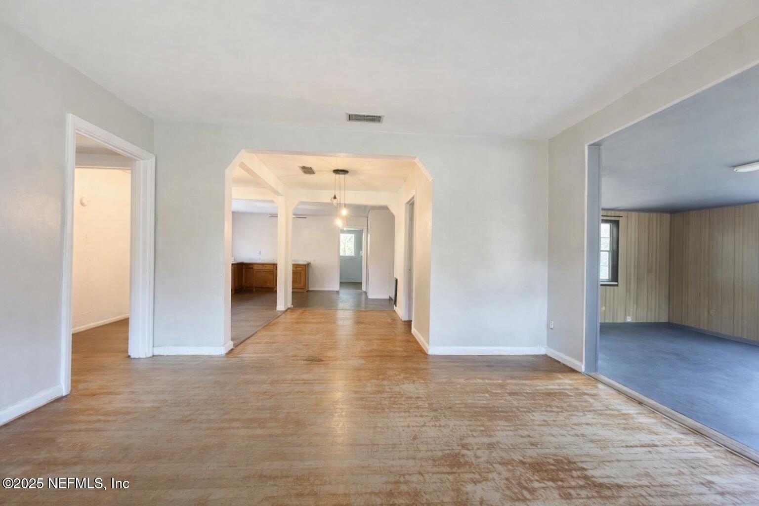 9751 MACARTHUR Court S