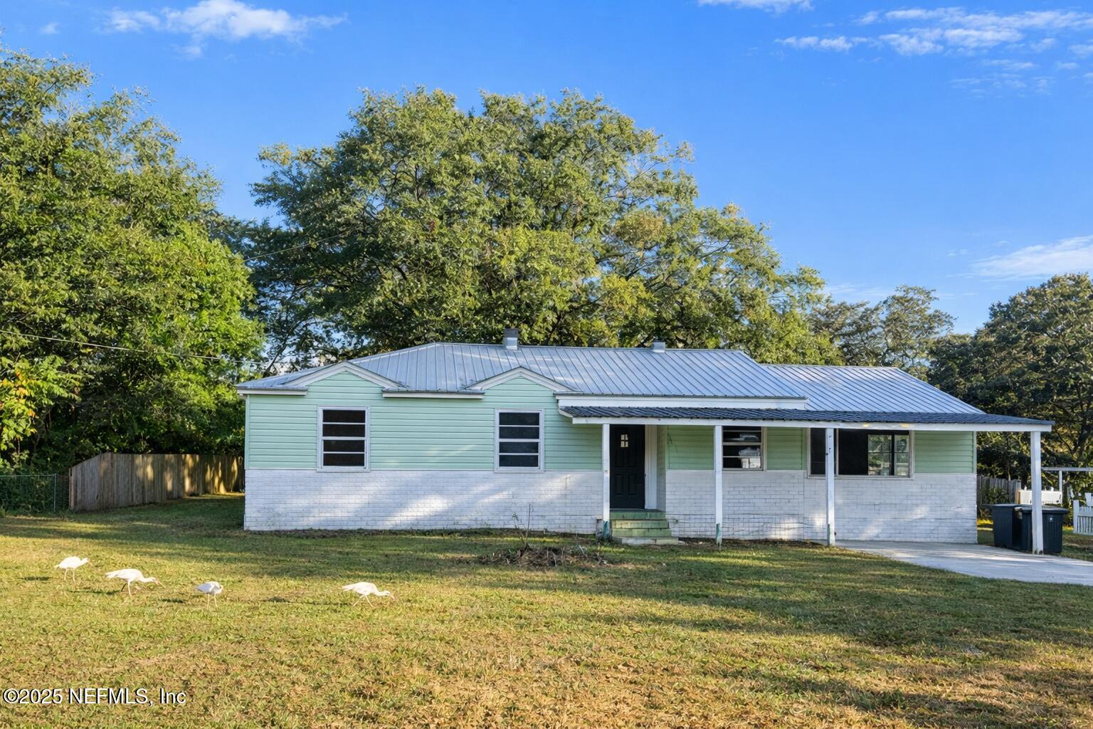 9751 MACARTHUR Court S