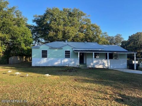 9751 MACARTHUR Court S Jacksonville FL 32246