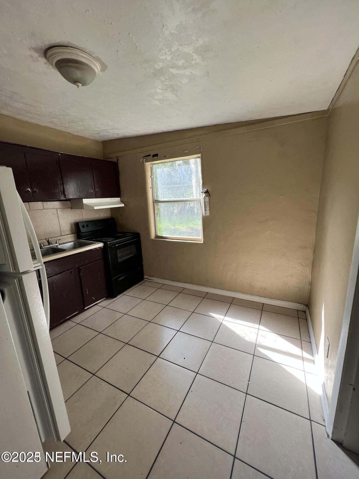 10416 KEUKA Drive