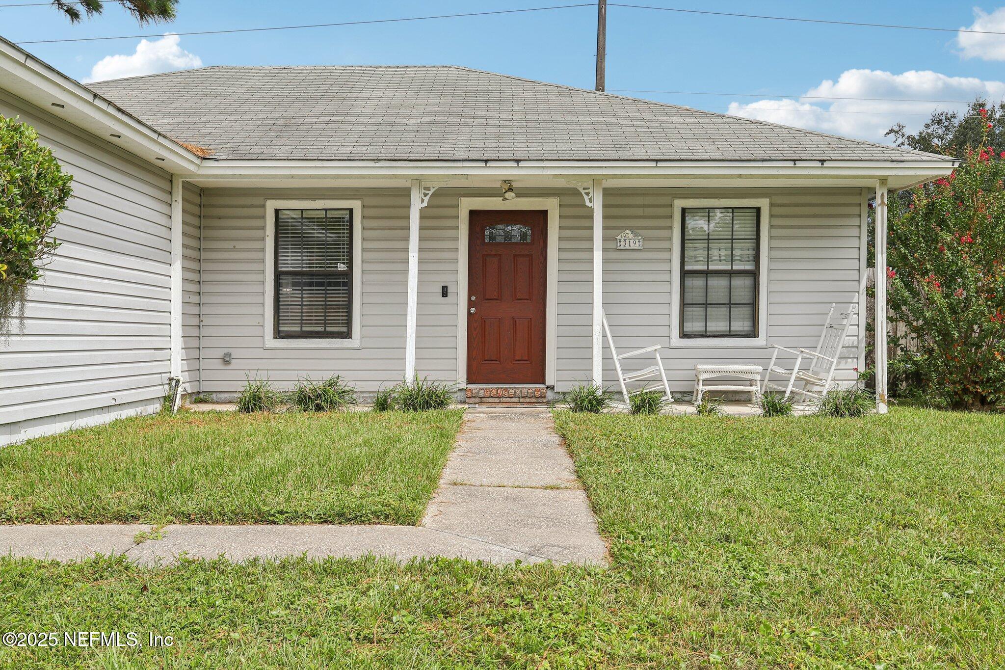 319 HICKORY HOLLOW Drive